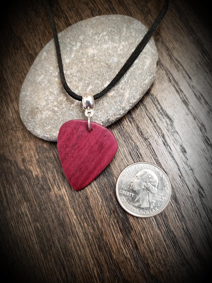 【JOEGUSH】JOEGUSH Pick Necklace (Purple Larkspur) 619P5OdAOSL._UF350,350_QL50_.jpg